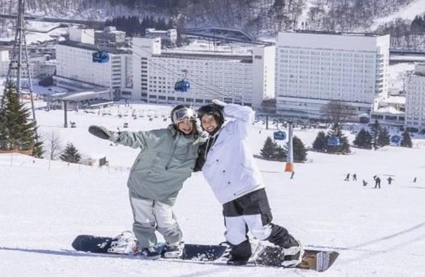 【往復新幹線指定席で行く】苗場「ホテル丁」 2泊3日【滞在中リフト券付】!レンタルセット&ウェア付【夕食・翌朝食付】2